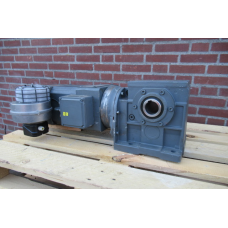 LENZE GFQUBR 100-22 servomotor. Used.